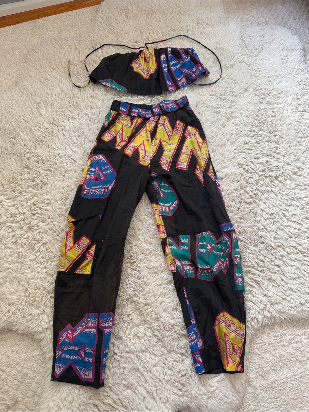 GANNI Multicolor Printed High-Waist Women's Pants and top